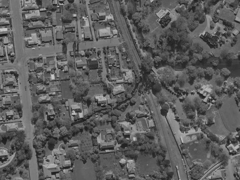 16A Daresbury Lane from the air, 1970-1974