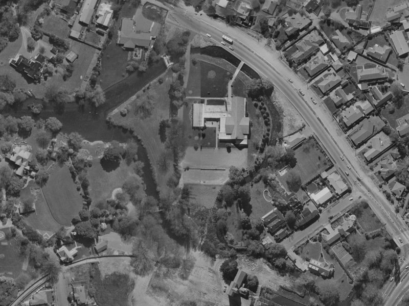 Fendalton Road from the air, 1970-1974