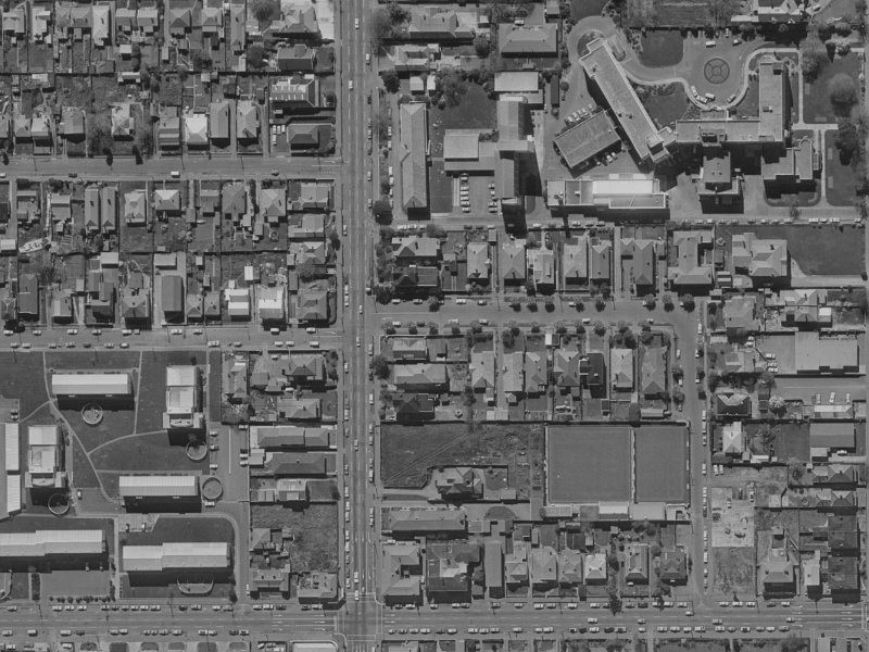 39 Gracefield Avenue from the air, 1970-1974
