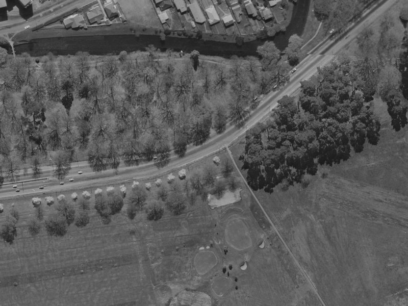 4 Millbank Lane from the air, 1970-1974