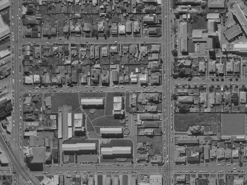 2/28 Conference Street from the air, 1970-1974