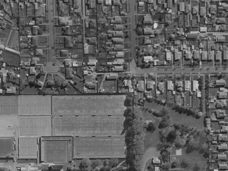 37 Lionel Street from the air, 1970-1974