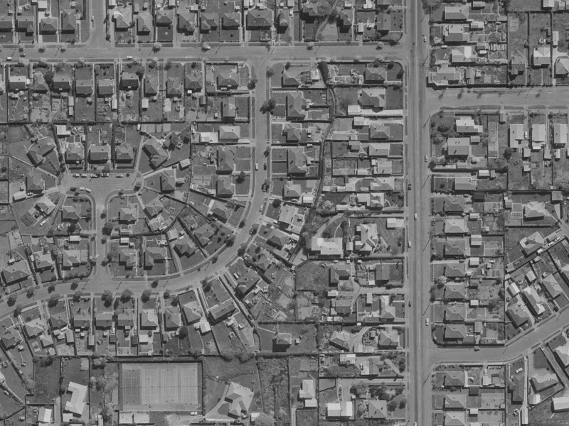 46 Rowcliffe Crescent from the air, 1970-1974