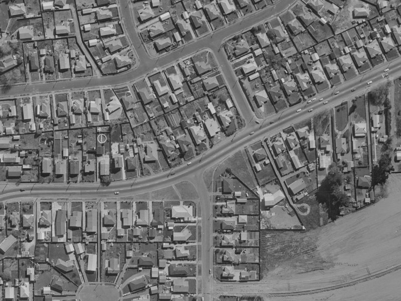89 Pages Road from the air, 1970-1974