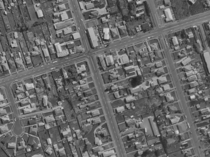 107 Estuary Road from the air, 1970-1974