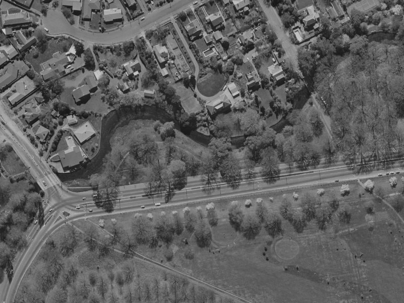 10 Desmond Street from the air, 1970-1974