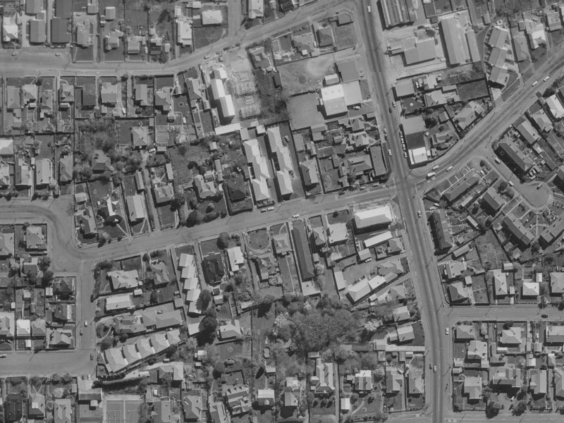 28 Draper Street from the air, 1970-1974