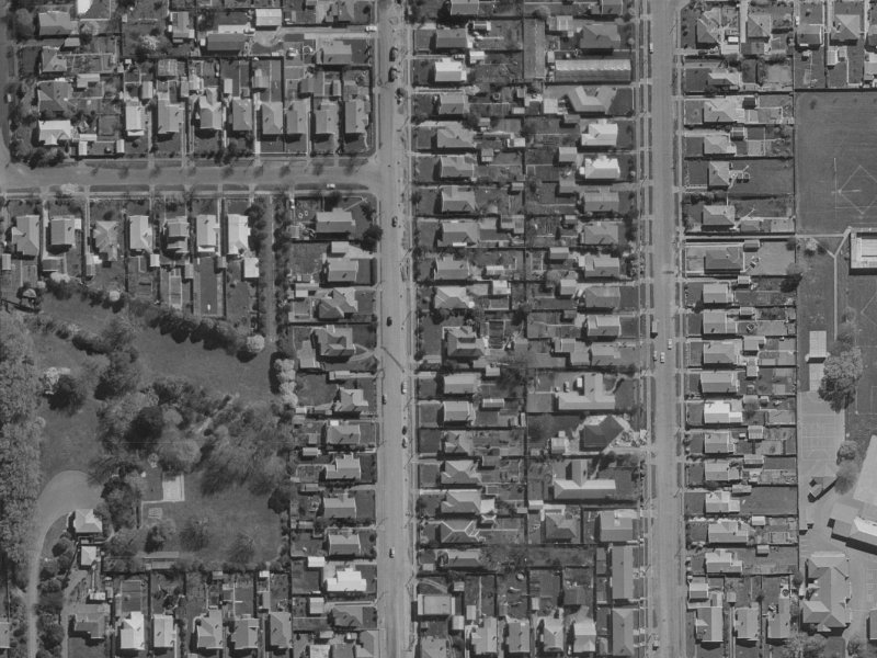 746 Gloucester Street from the air, 1970-1974