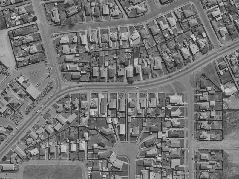 78 Pages Road from the air, 1970-1974