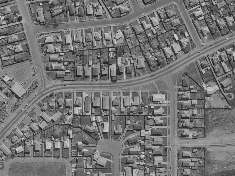 82-84 Pages Road from the air, 1970-1974
