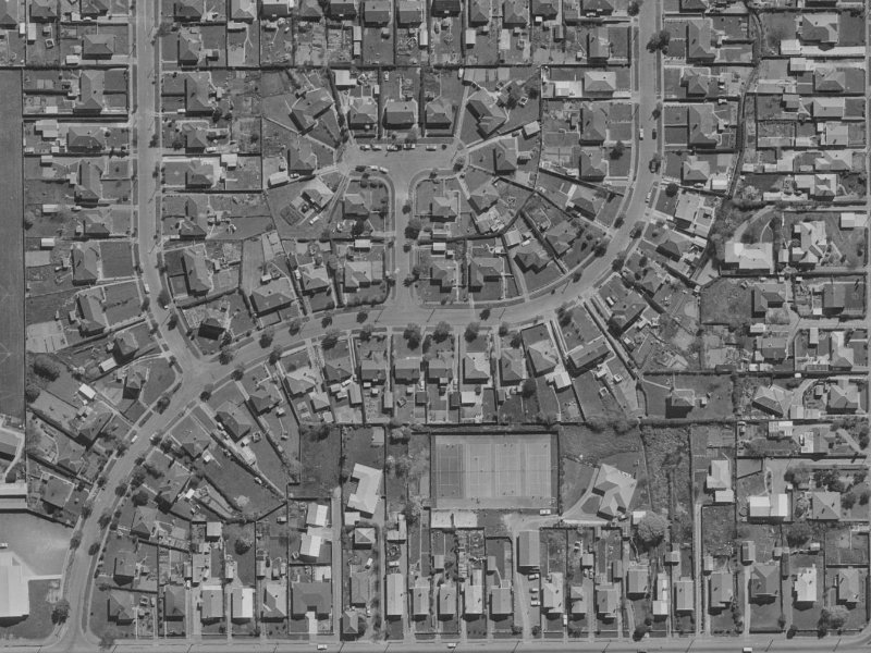 32 Rowcliffe Crescent from the air, 1970-1974