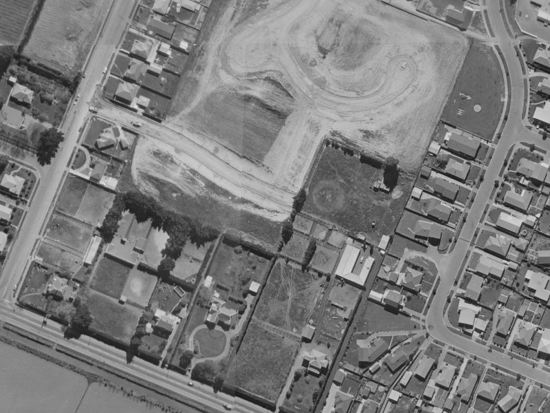 Broadfell Avenue from the air, 1970-1974