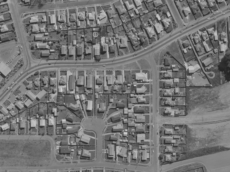 86 Pages Road from the air, 1970-1974