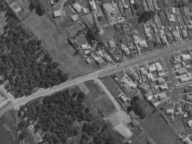 102-104 Bridge Street from the air, 1970-1974