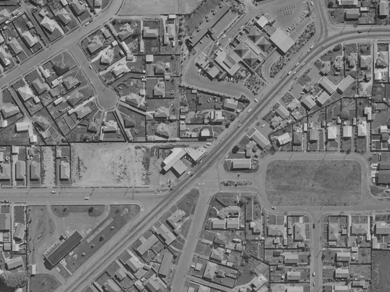 41 Pages Road from the air, 1970-1974