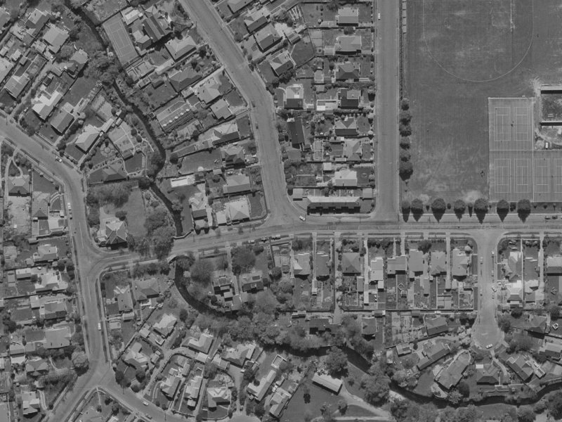 82 Kahu Road from the air, 1970-1974