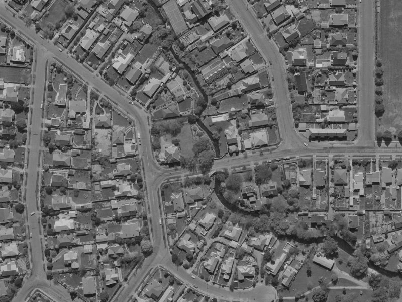 87 Kahu Road from the air, 1970-1974