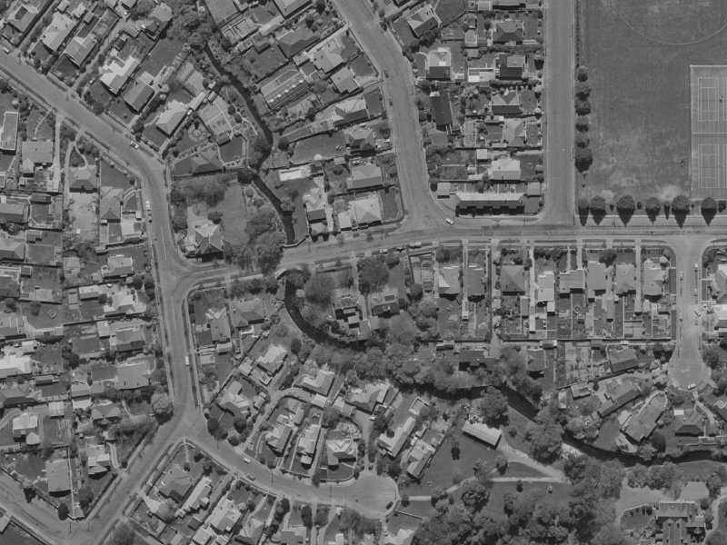 86 Kahu Road from the air, 1970-1974
