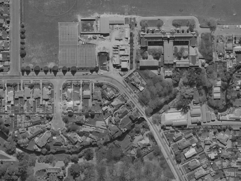 38 Kahu Road from the air, 1970-1974