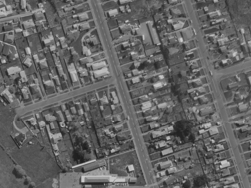 135 Estuary Road from the air, 1970-1974