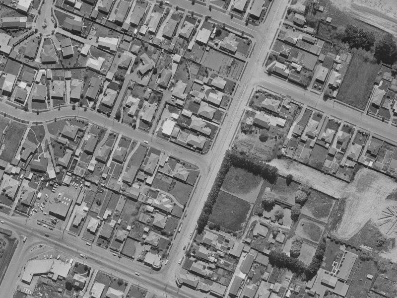 5 Toorak Avenue from the air, 1970-1974