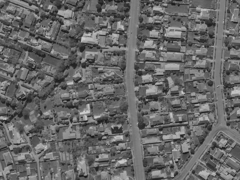 81 Puriri Street from the air, 1970-1974