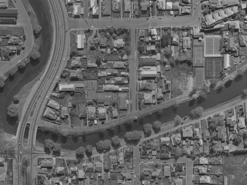 7 Templar Street from the air, 1970-1974