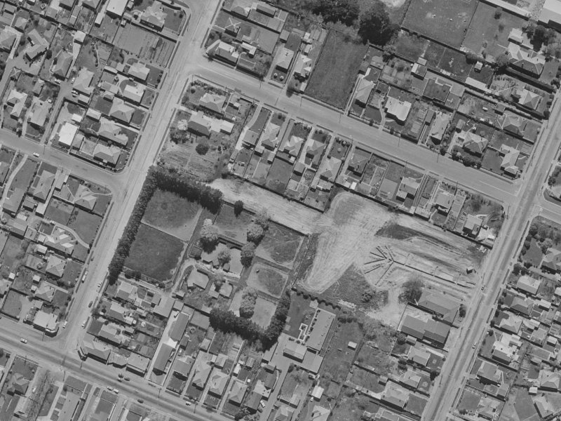 5/30B Nortons Road from the air, 1970-1974