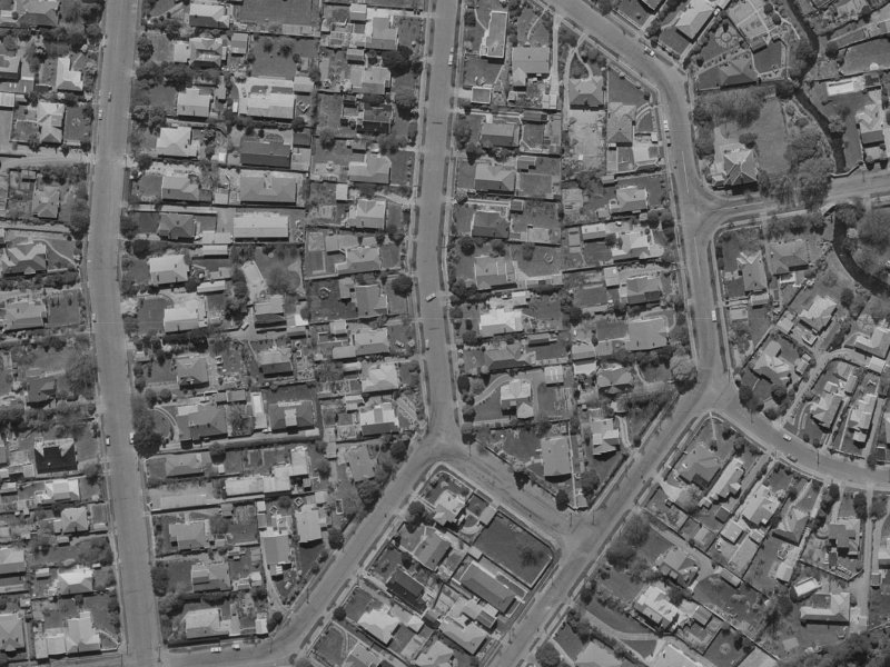 41 Hinau Street from the air, 1970-1974