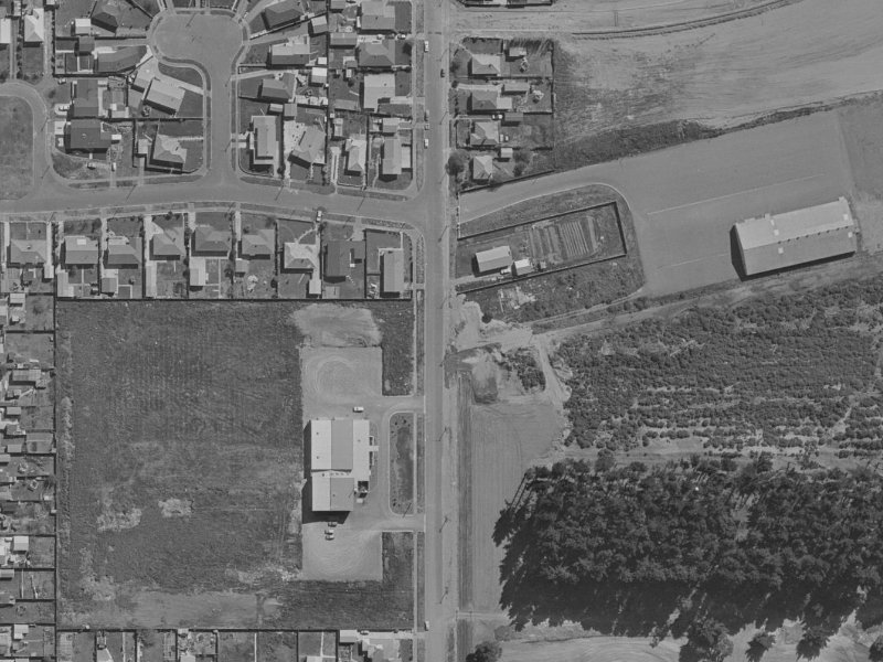1 Daniela Lane from the air, 1970-1974
