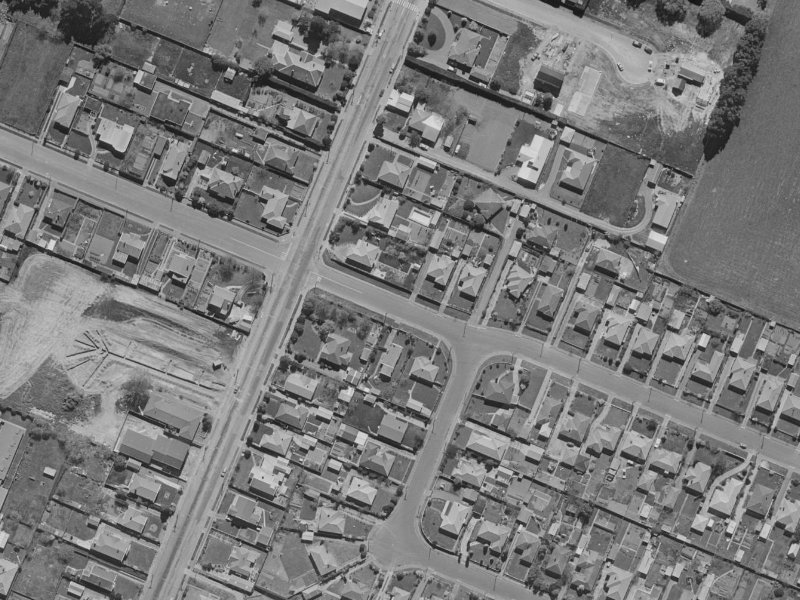 58 Worthy Street from the air, 1970-1974