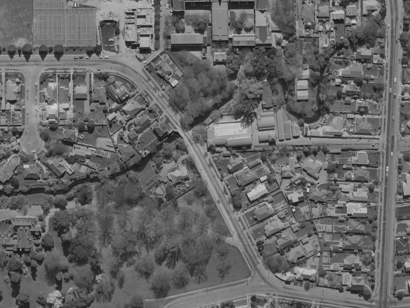 39A Kahu Road from the air, 1970-1974