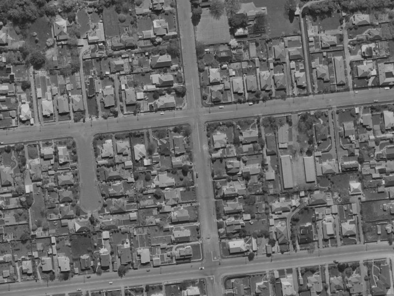 39 Harakeke Street from the air, 1970-1974