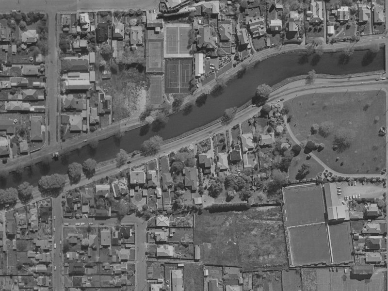 7 Te Orewai Place from the air, 1970-1974