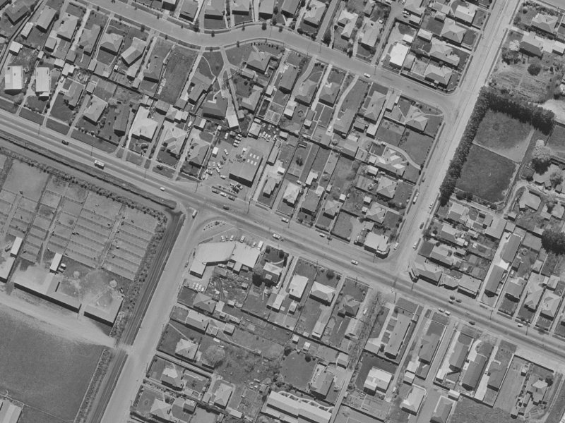 191 Yaldhurst Road from the air, 1970-1974