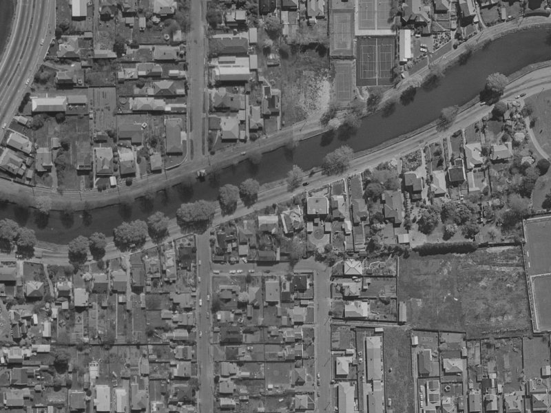 28 Avonside Drive from the air, 1970-1974
