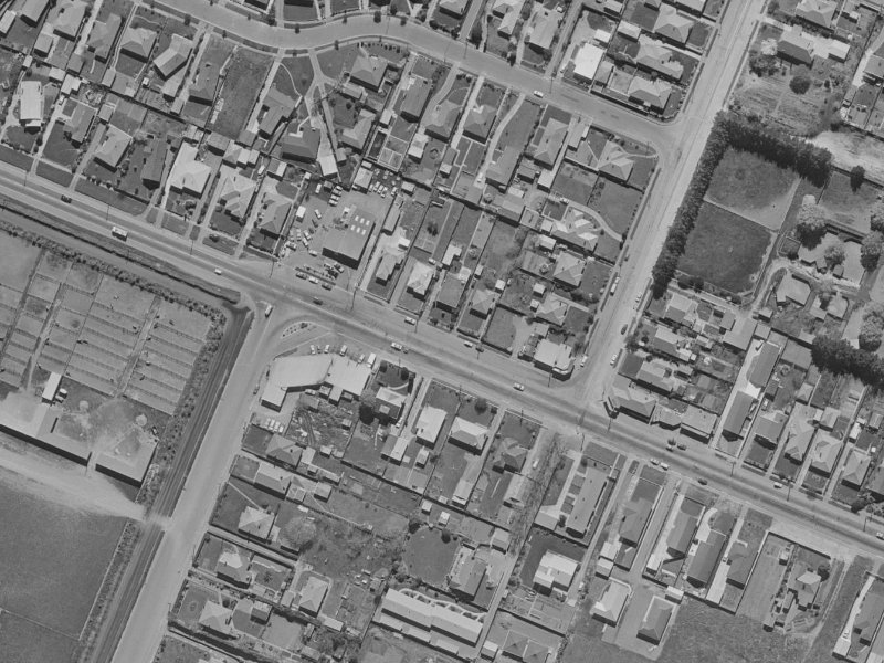 190 Yaldhurst Road from the air, 1970-1974