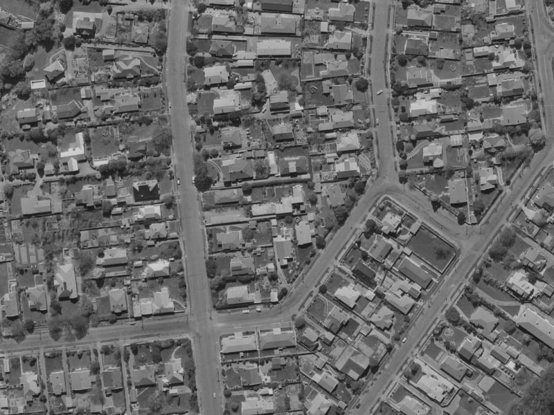 44 Puriri Street from the air, 1970-1974