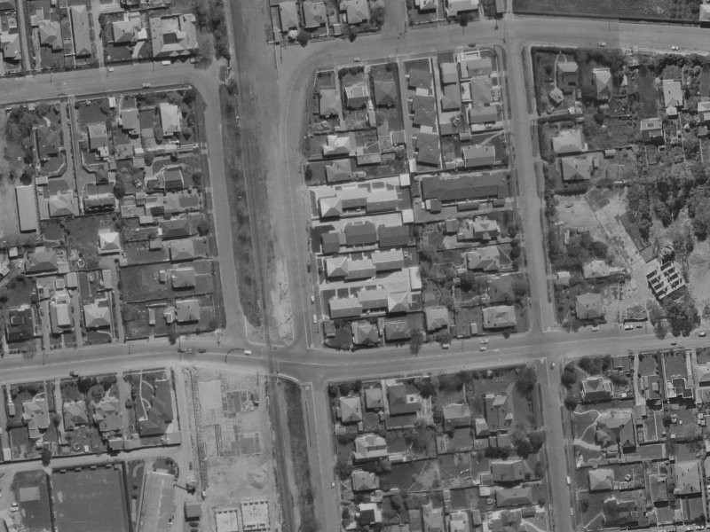 28 Mona Vale Avenue from the air, 1970-1974