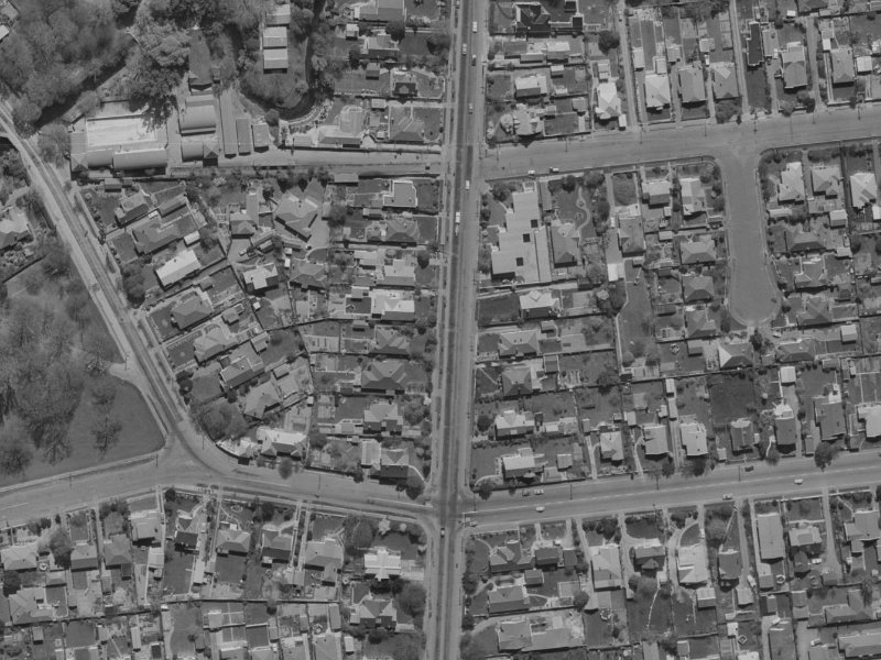 33 Straven Road from the air, 1970-1974
