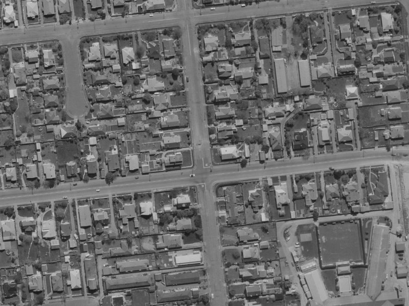 31 Harakeke Street from the air, 1970-1974