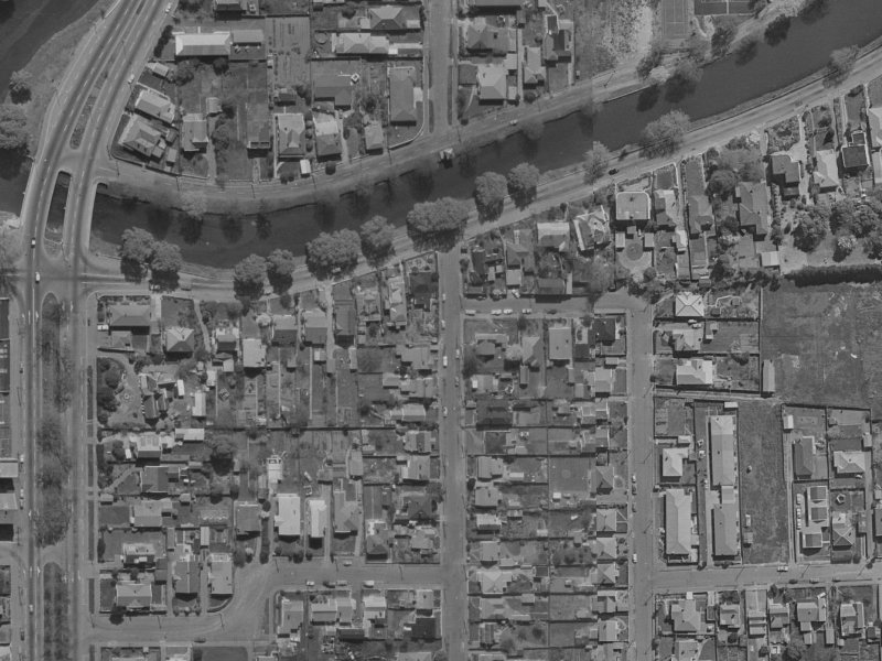 37 Hanmer Street from the air, 1970-1974