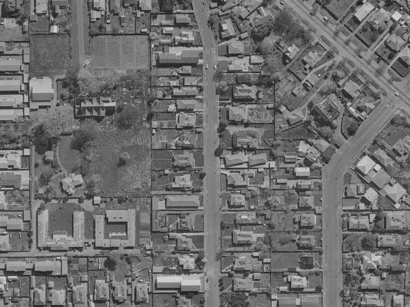 29 Trent Street from the air, 1970-1974