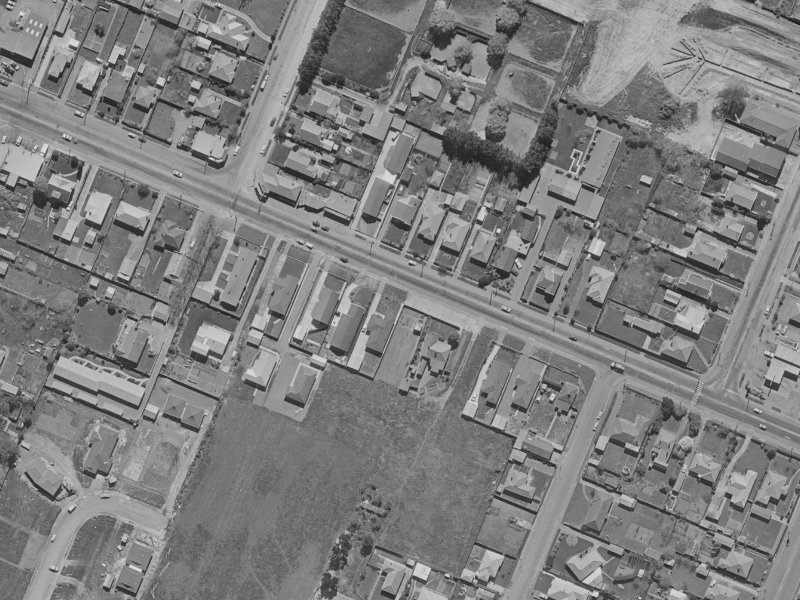 139 Yaldhurst Road from the air, 1970-1974
