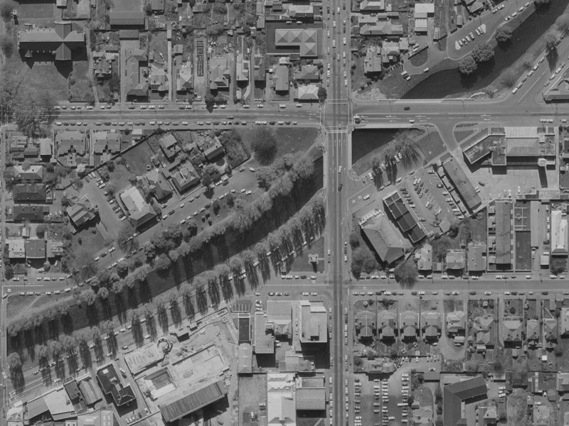 271 Cambridge Terrace from the air, 1970-1974