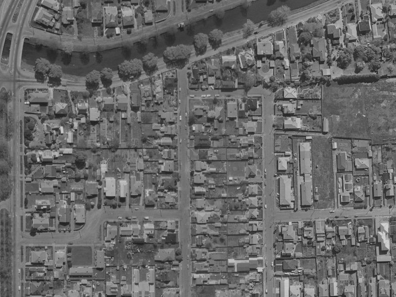18 Louisa Chandler Lane from the air, 1970-1974