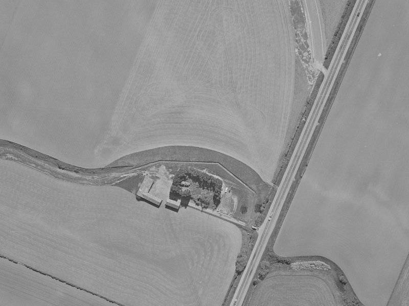 66 Kintyre Drive from the air, 1970-1974