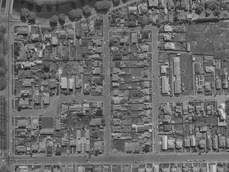 25 Elm Grove from the air, 1970-1974