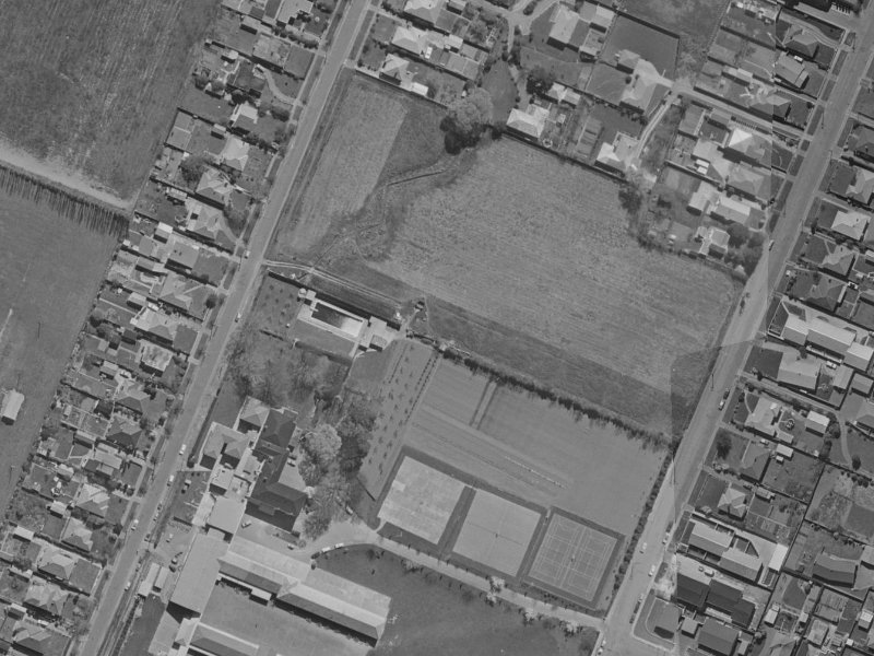 14 Villa Gr from the air, 1970-1974