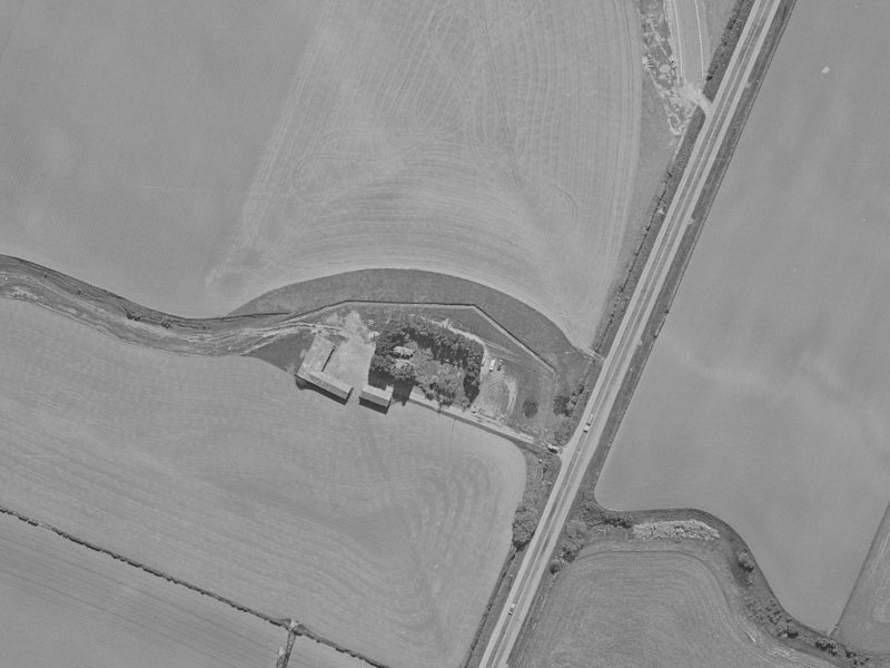 64 Kintyre Drive from the air, 1970-1974